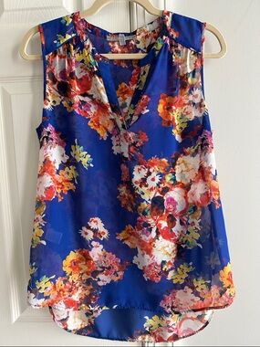 Daniel Rainn sheer top, size medium